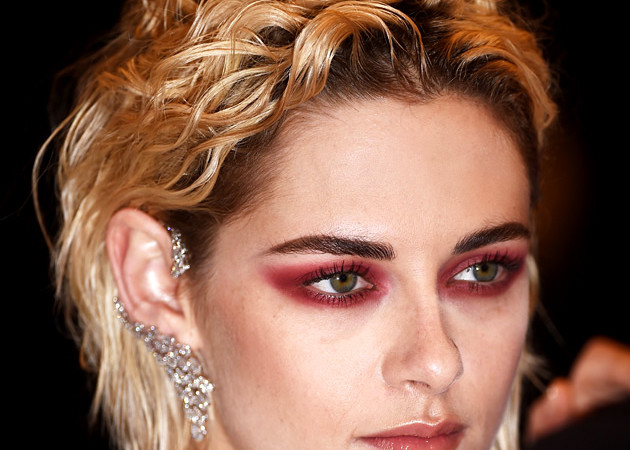 CANNES, FRANCE - MAY 17:  Actress Kristen Stewart attends the "Personal Shopper" premiere during the 69th annual Cannes Film Festival at the Palais des Festivals on May 17, 2016 in Cannes, France.  (Photo by Ian Gavan/Getty Images)
